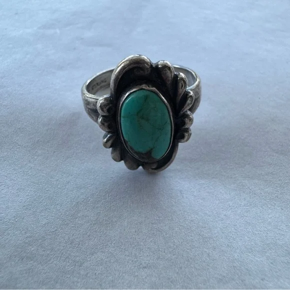 Vintage Southwestern Navajo Turquoise Ring Sterling Silver Signed US Size 6.25 - Picture 2 of 9